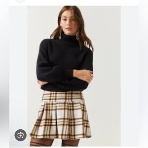 Francesca's Collections Plaid Skater Skirt - Black and Tan